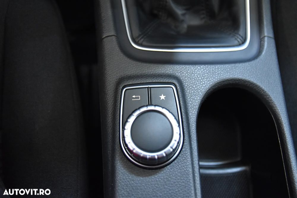 Mercedes-Benz A 160 Standard - 16