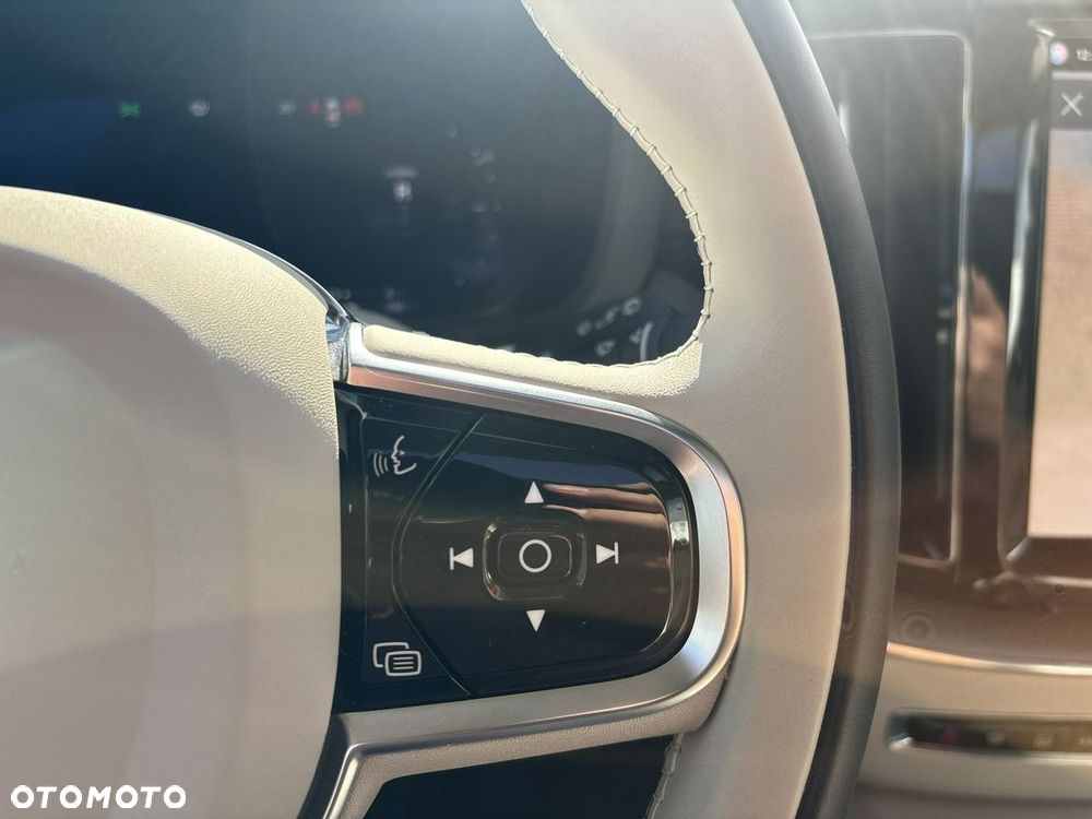 Volvo XC 60 T8 Plug-In Hybrid AWD Ultimate Bright - 27