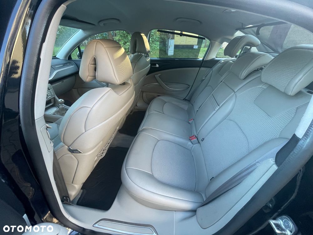 Citroën C5 2.0 HDi Exclusive - 10