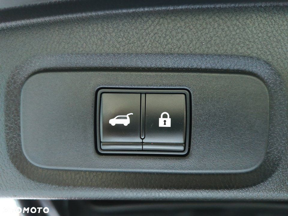 Nissan Qashqai - 10