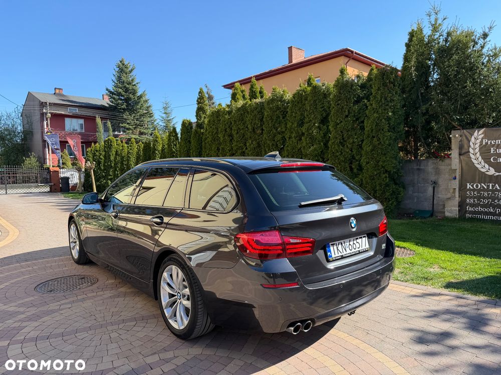 BMW Seria 5 520d Luxury Line - 12