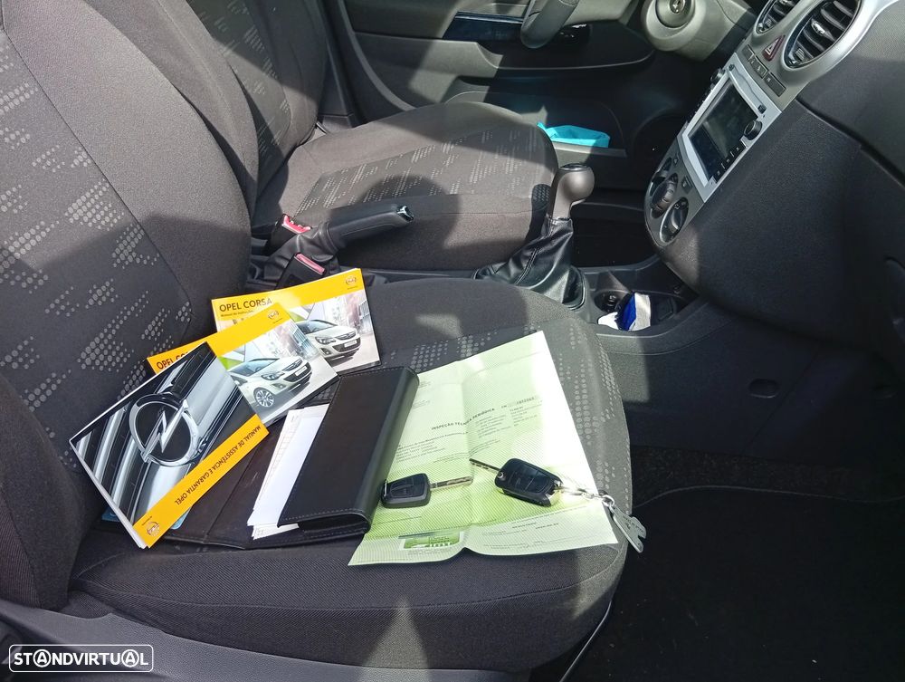 Opel Corsa 1.2 Enjoy FlexFuel - 7