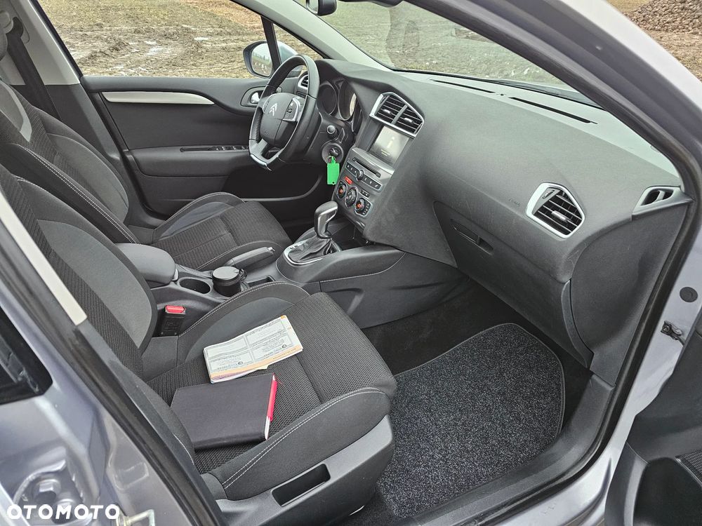 Citroën C4 e-HDi 110 EGS6 98g Stop/Start System Tendance - 17
