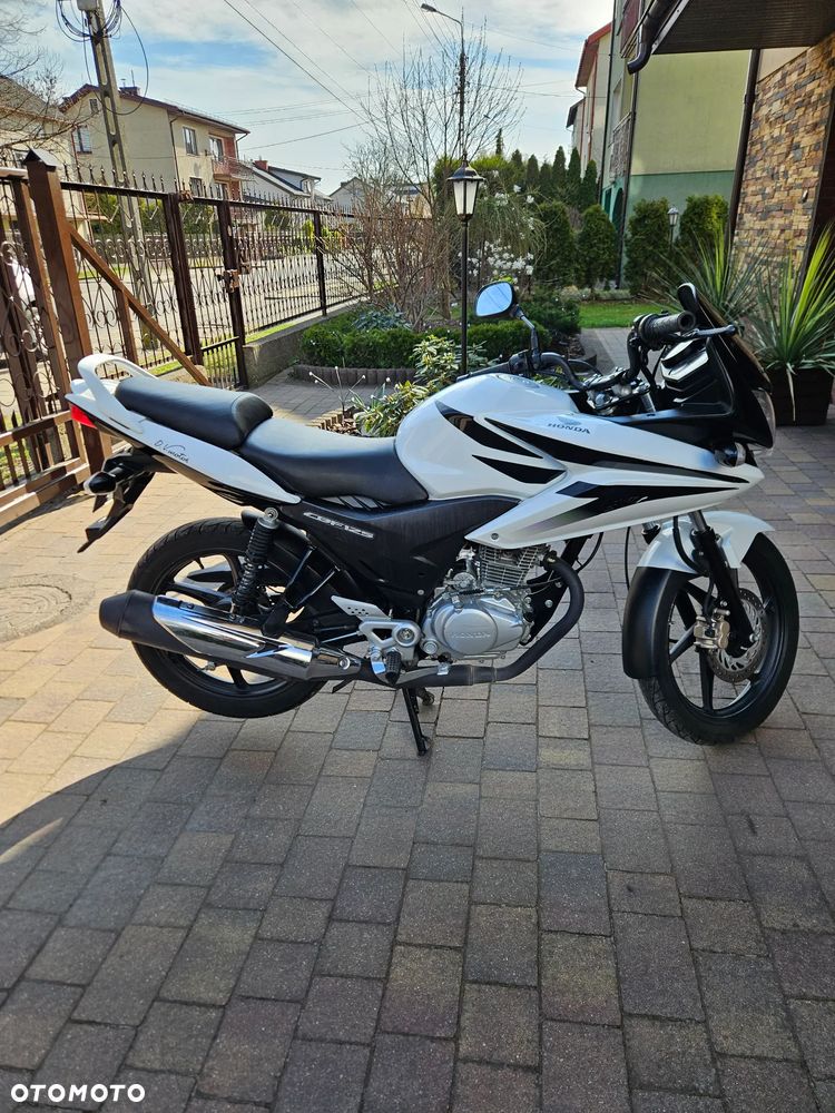 Honda CBF - 1