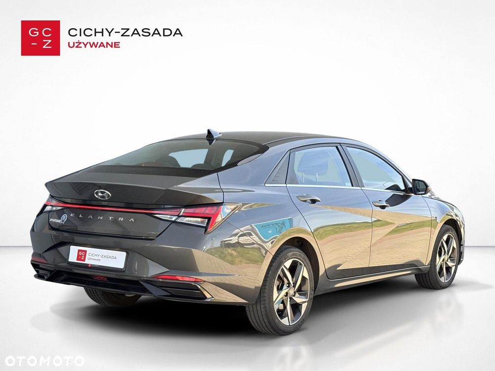 Hyundai Elantra 1.6 Smart - 5