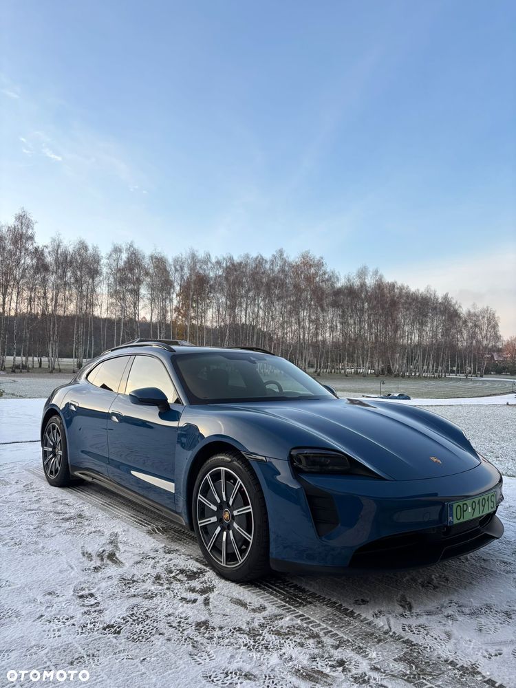 Porsche Taycan GTS - 3