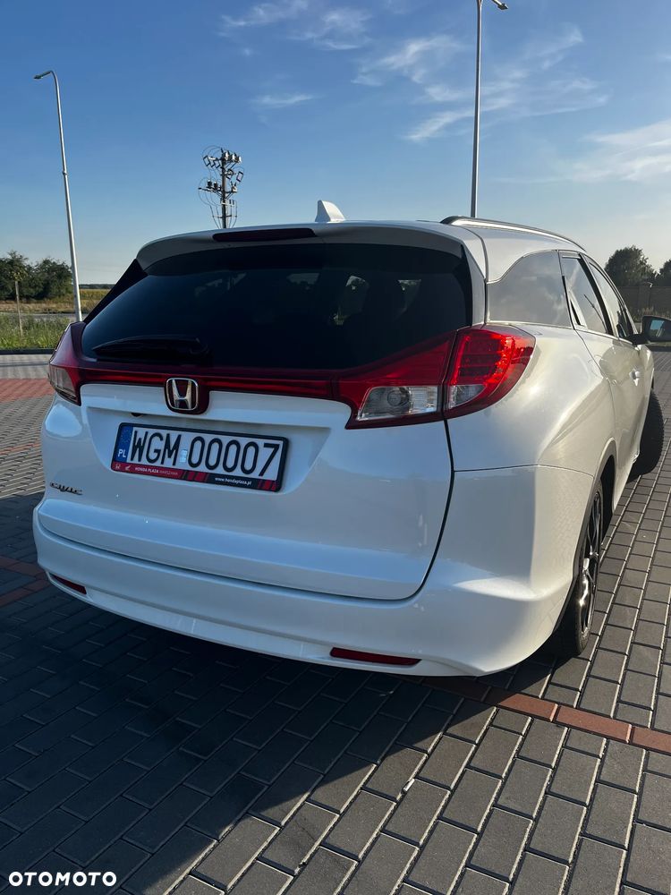 Honda Civic 1.8 Style Edition (Honda Connect+) - 15