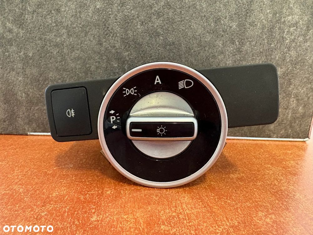 WŁĄCZNIK PRZEŁĄCZNIK ŚWIATEŁ MERCEDES GLK X204 A2129056800 - 1