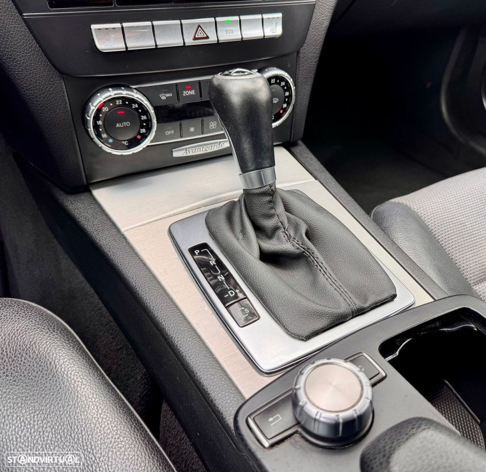 Mercedes-Benz C 220 - 17