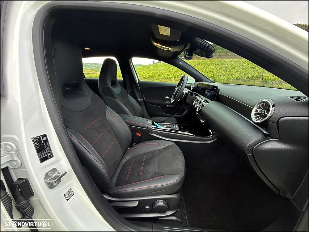 Mercedes-Benz A 250 e 8G-DCT Edition AMG Line - 32