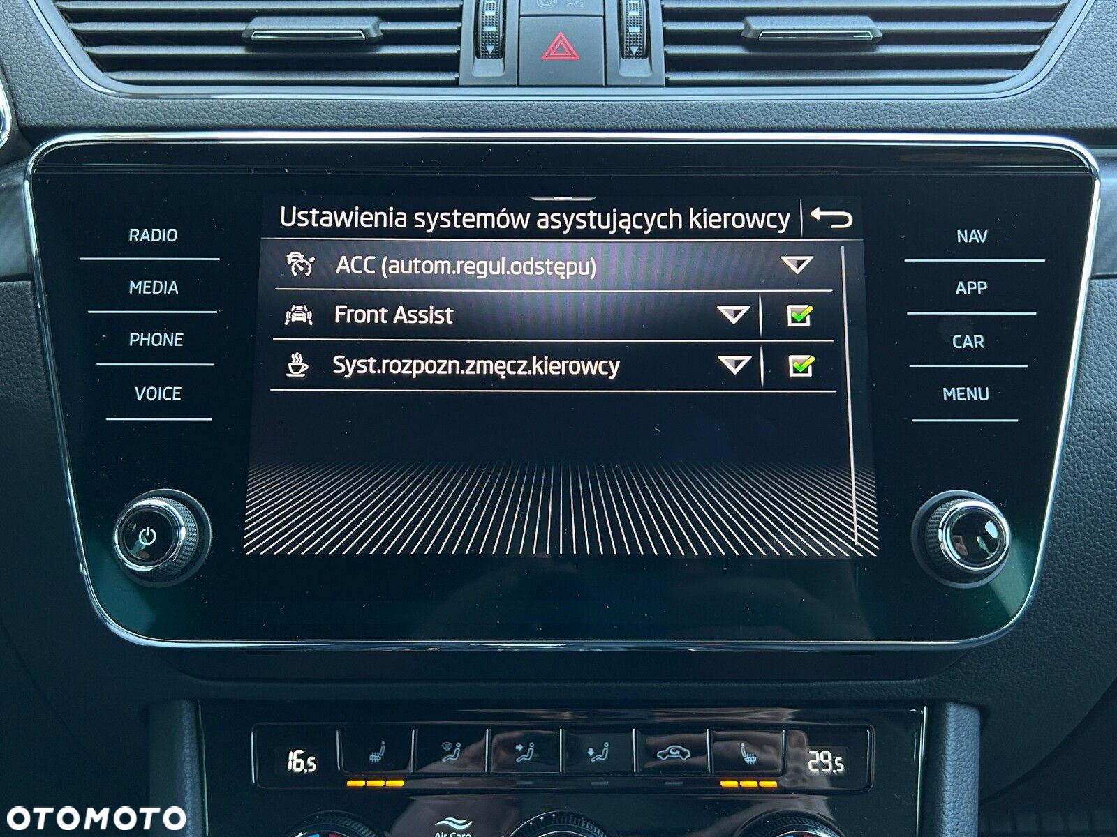 Skoda Superb 2.0 TSI 4x4 Sportline DSG - 29
