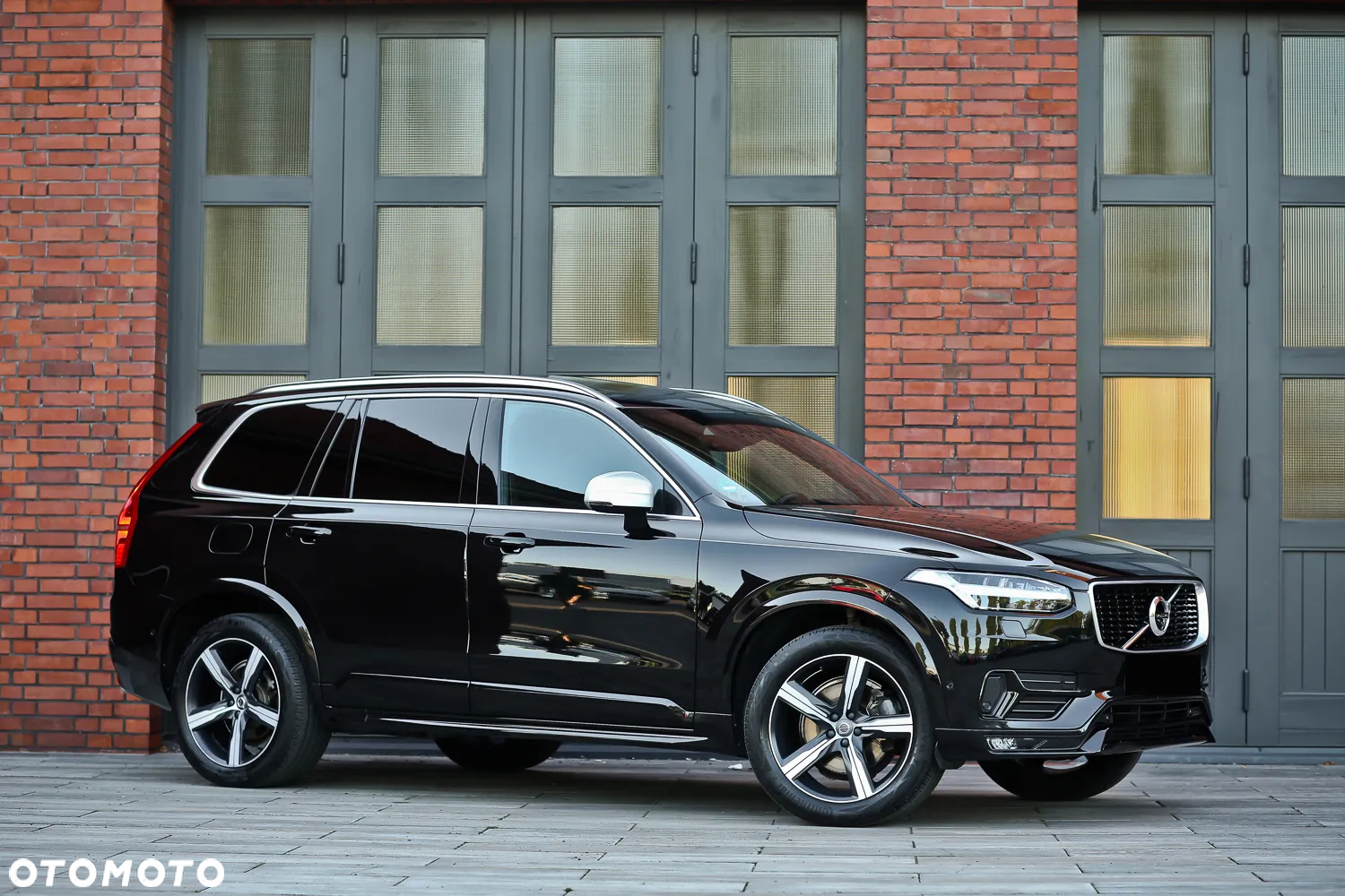 Volvo XC 90 D5 AWD Geartronic RDesign - 4