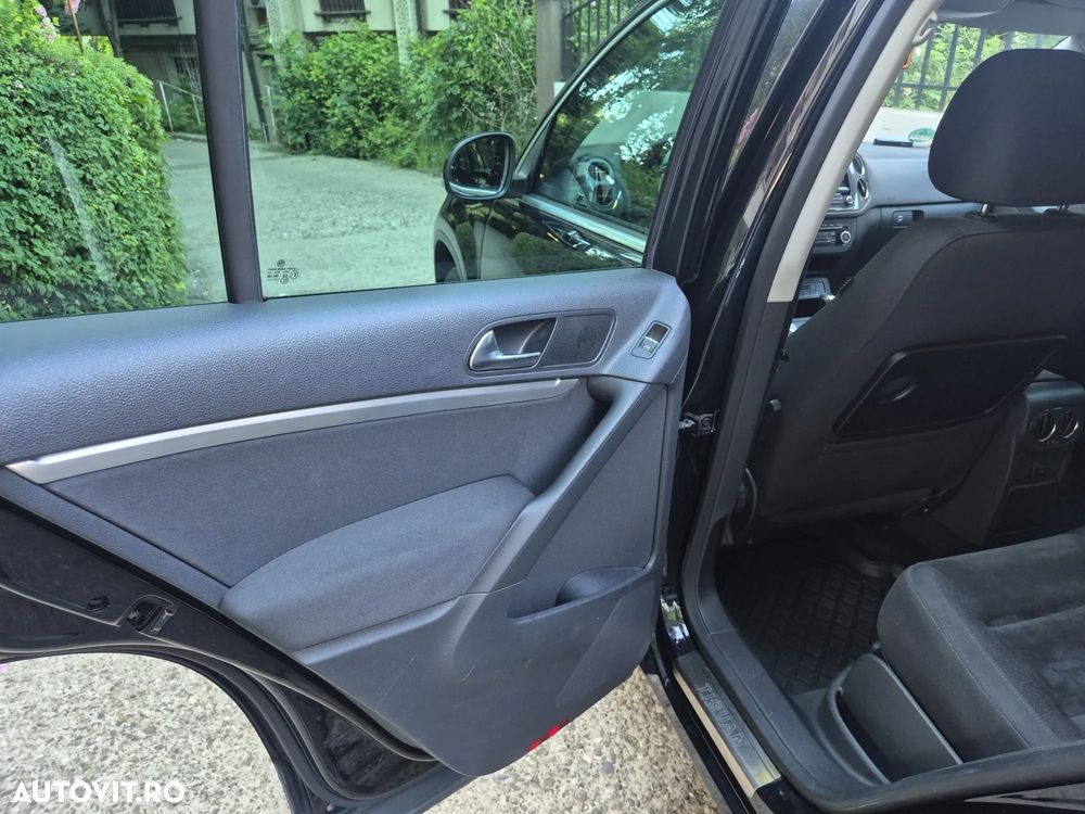 Volkswagen Tiguan 2.0 TDI DPF 4Motion BlueMotion Technology DSG Life - 14