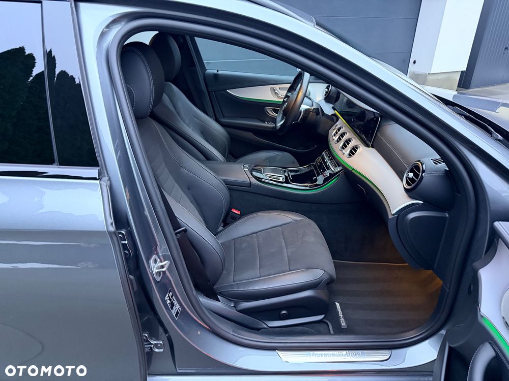 Mercedes-Benz Klasa E - 17