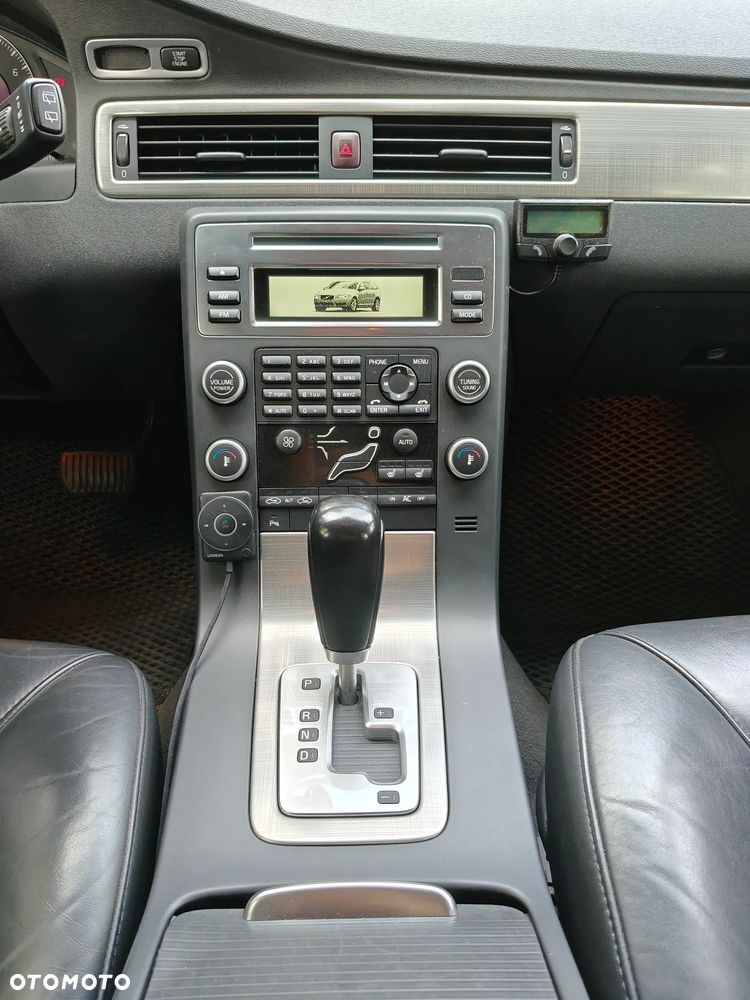 Volvo V70 - 15