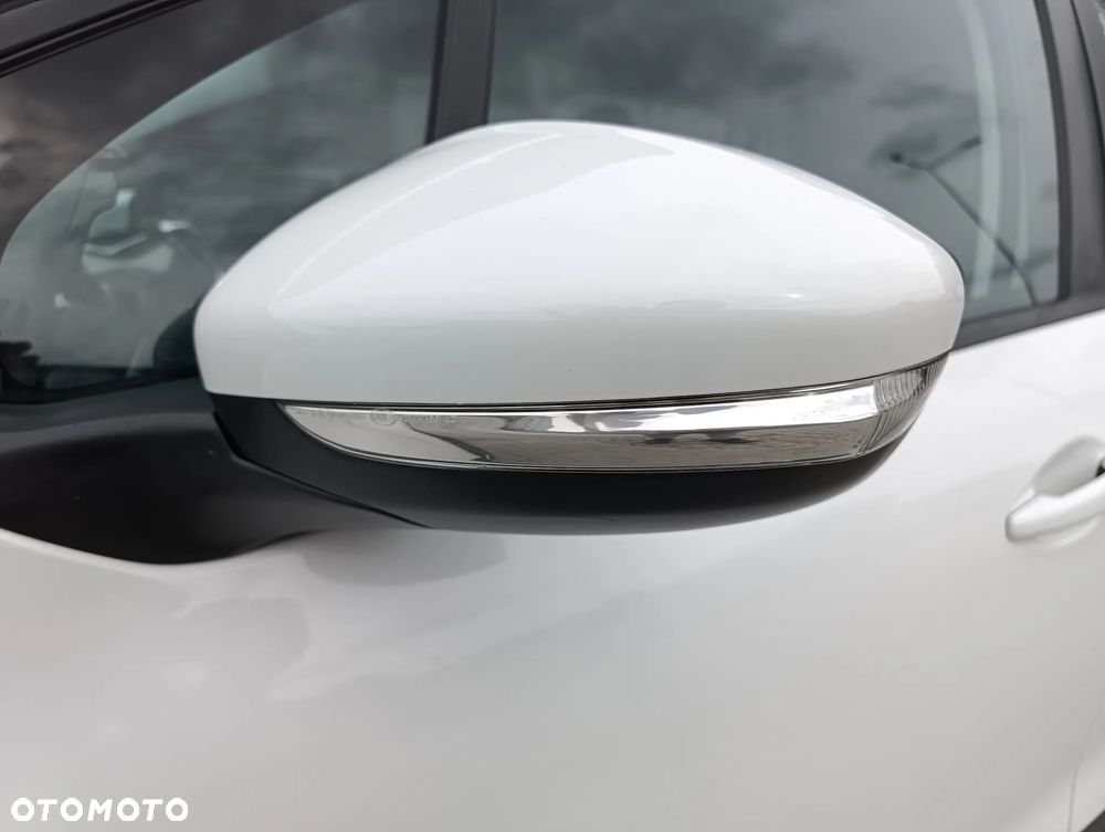Peugeot 2008 - 18