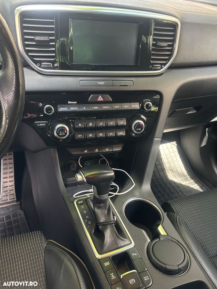 Kia Sportage 1.6 T-GDI 7DCT 4x4 GT Line - 10