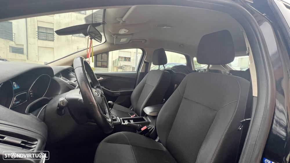 Ford Focus 1.5 TDCi Trend+ - 6