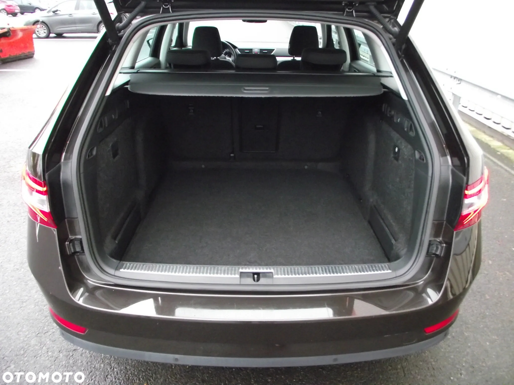 Skoda Superb 1.8 TSI Ambition - 37