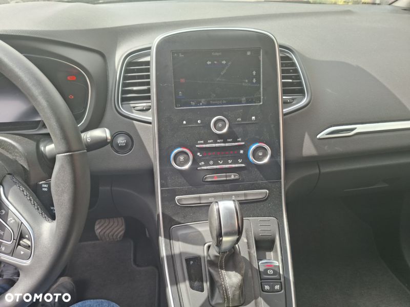 Renault Scenic - 26