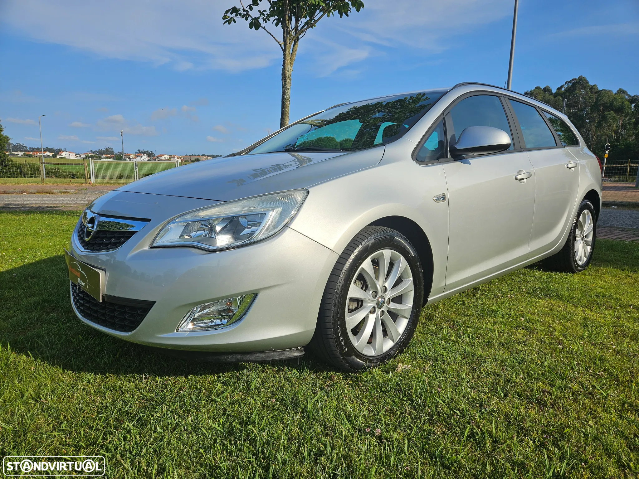 Opel Astra Sports Tourer 1.7 CDTi Executive S/S - 6