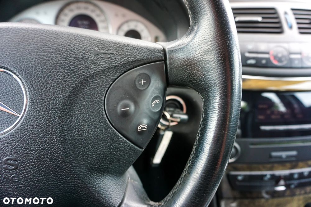 Mercedes-Benz Klasa E 200 Kompressor Automatik Avantgarde - 26