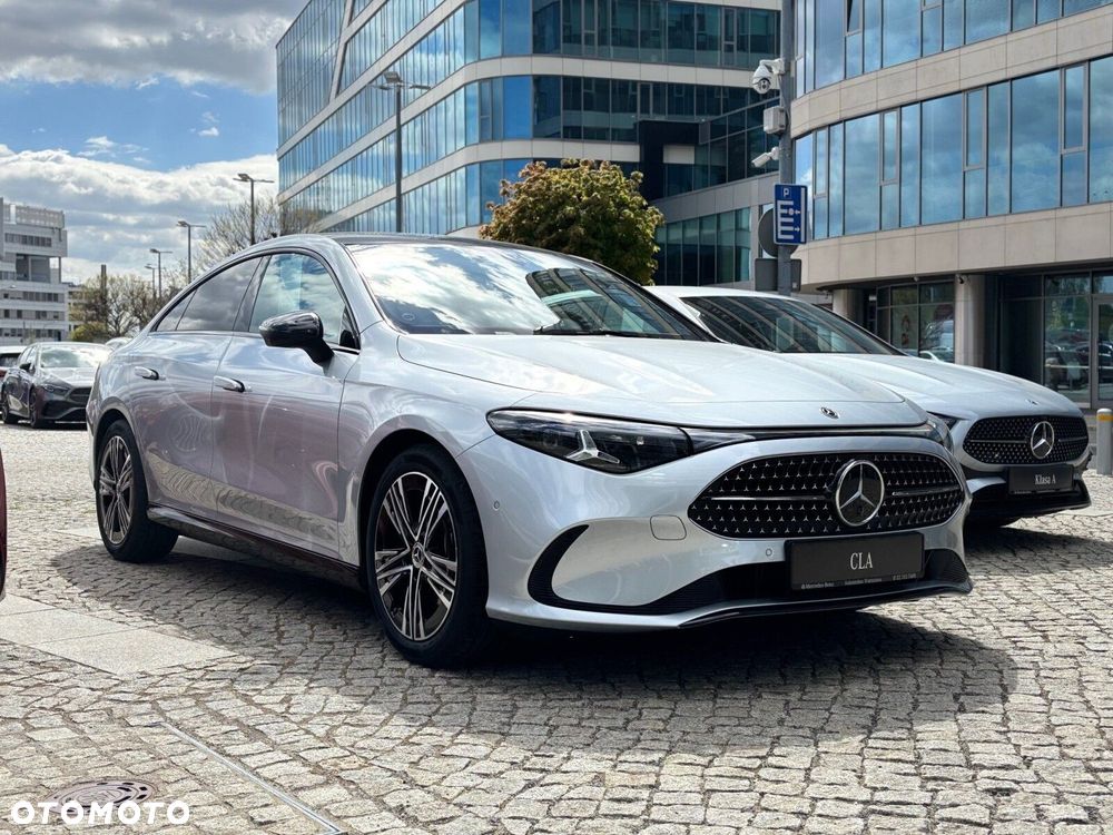 Mercedes-Benz CLA - 1