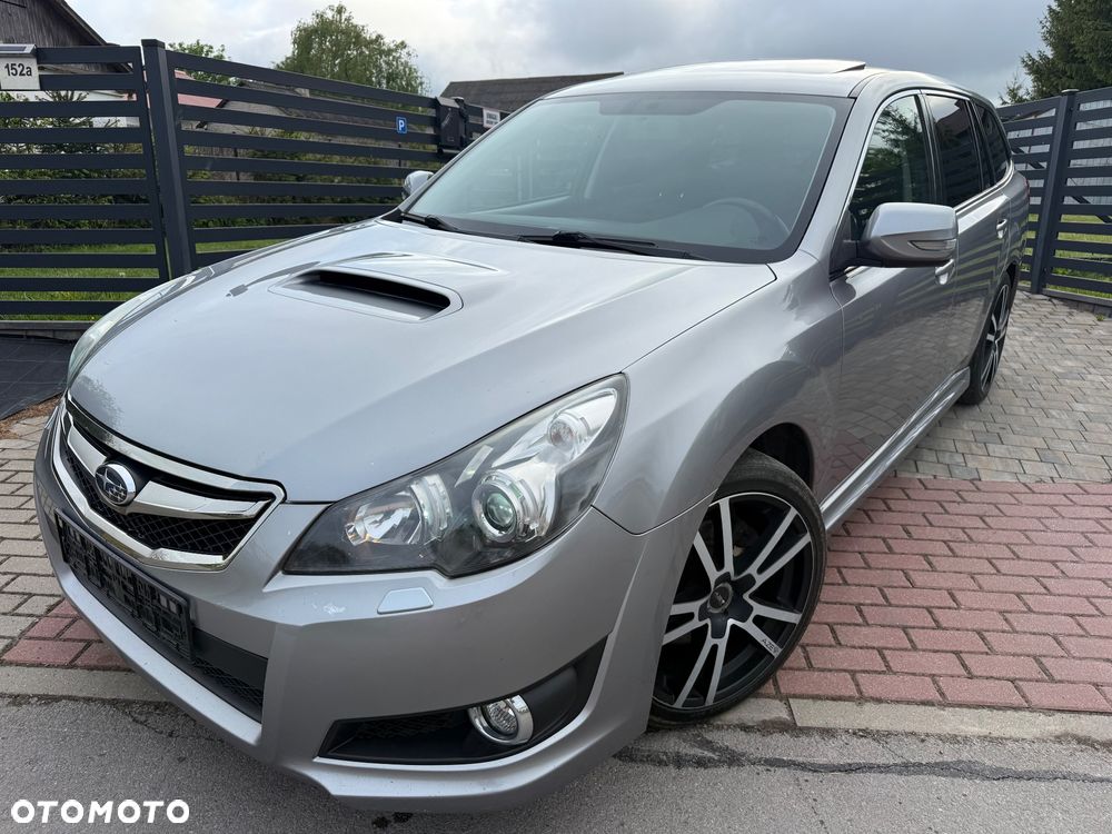 Subaru Legacy 2.5i GT - 9