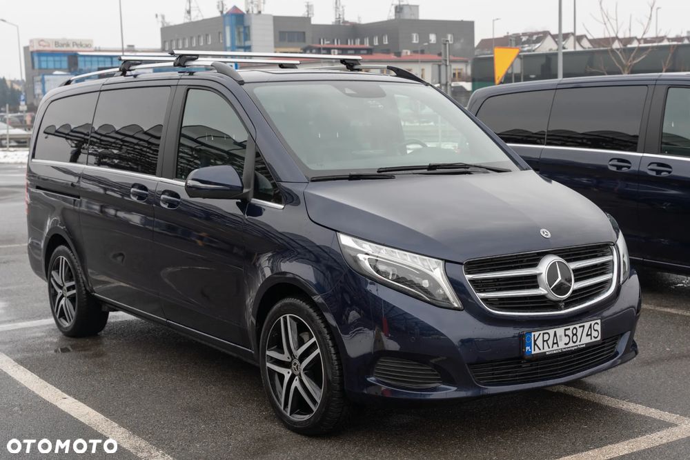 Mercedes-Benz Klasa V - 2