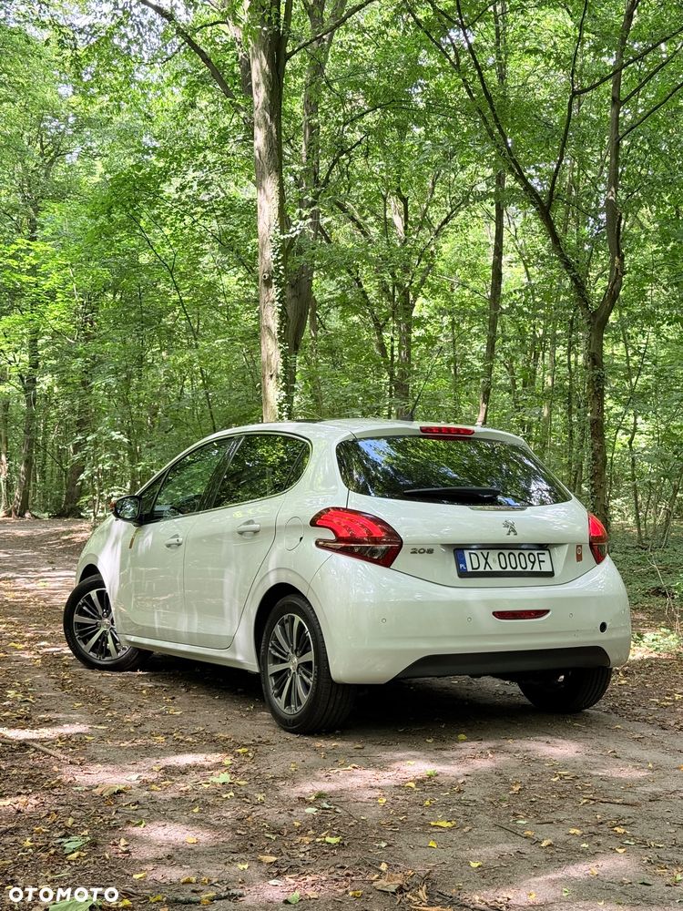 Peugeot 208 PureTech 110 Stop & Start Allure - 4