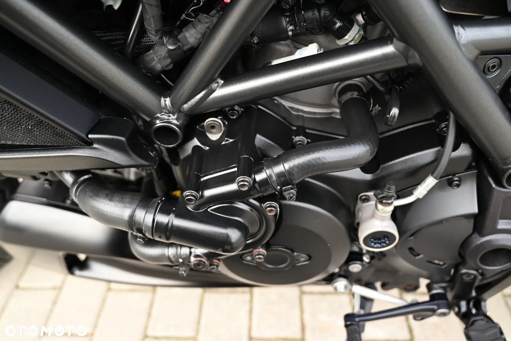 Ducati Diavel - 20
