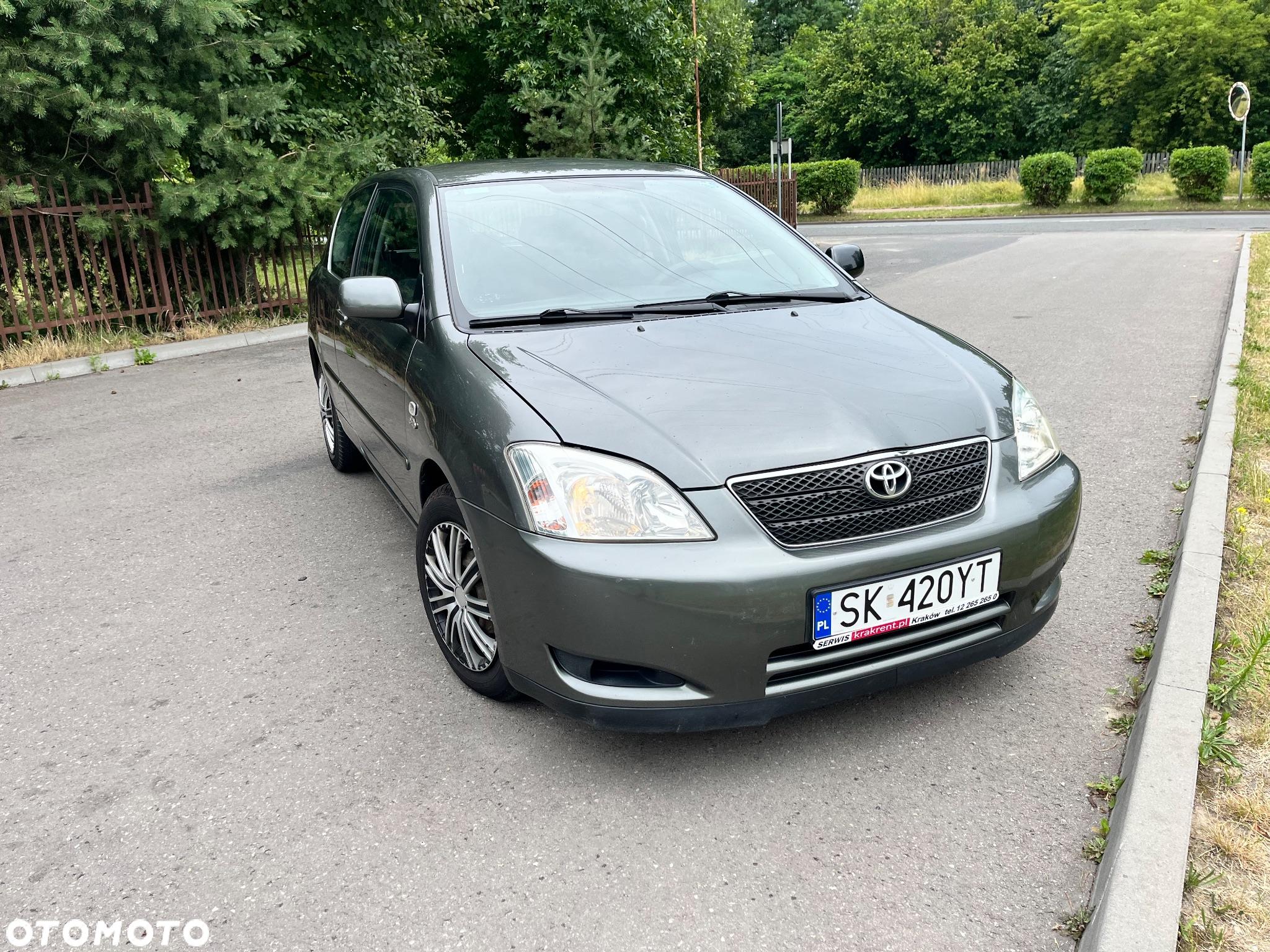 Toyota Corolla - 2