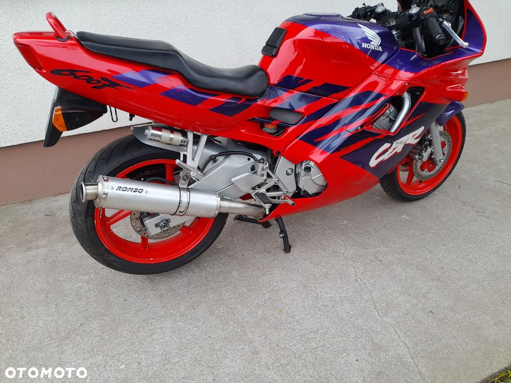 Honda CBR - 6