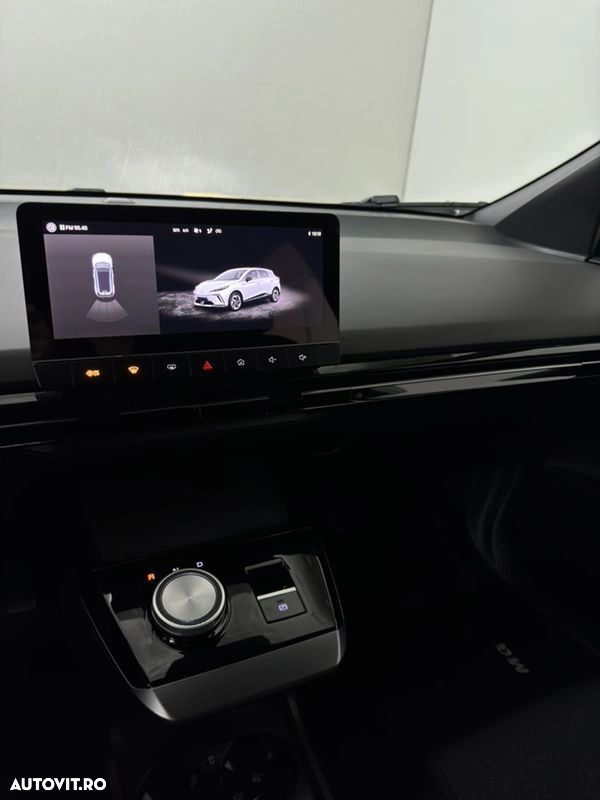 MG MG4 EV 51 kWh Explore - 8