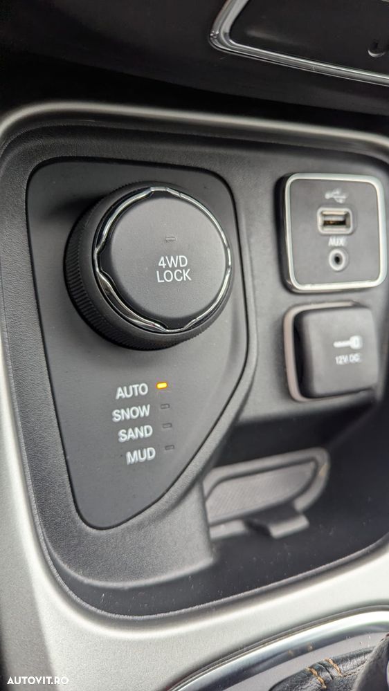 Jeep Compass 2.0 M-Jet 4x4 AT Limited - 8