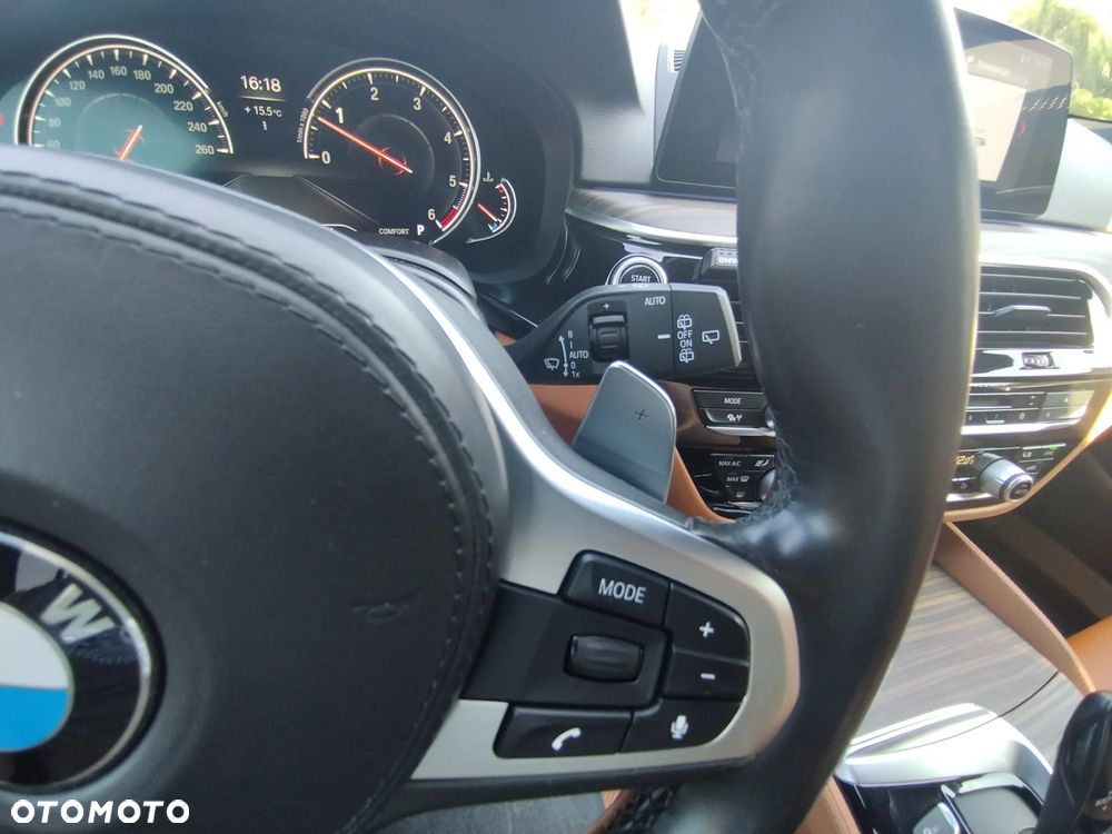 BMW Seria 5 530d xDrive M Sport sport - 23