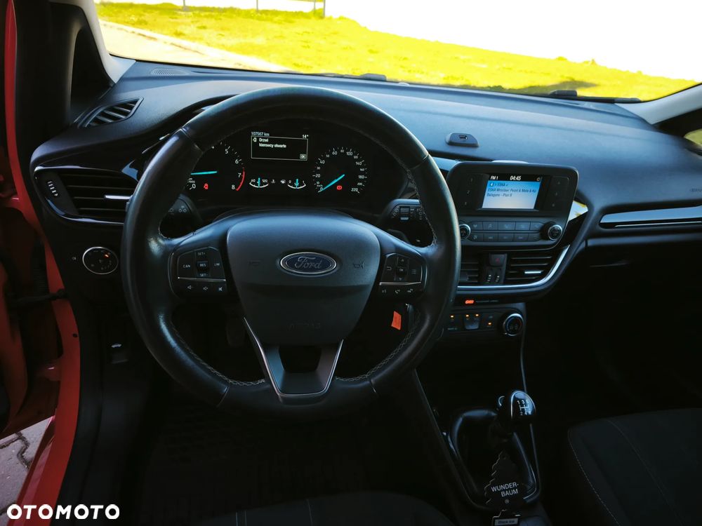 Ford Fiesta 1.1 S&S TREND - 11