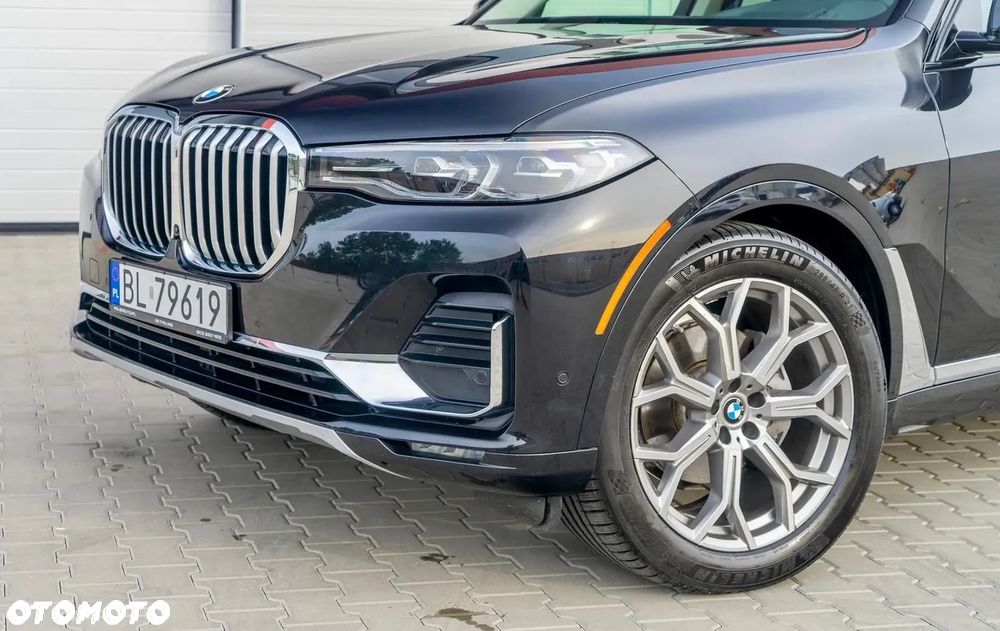 BMW X7 - 10