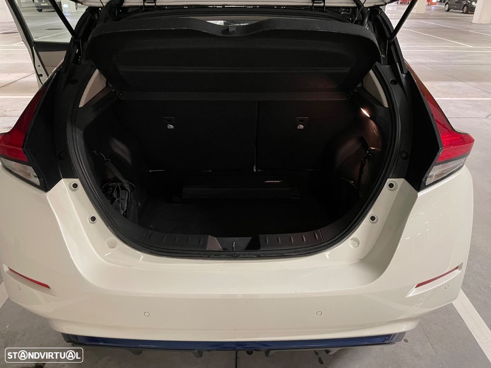 Nissan Leaf Tekna Two Tone+ProPilot Park - 36