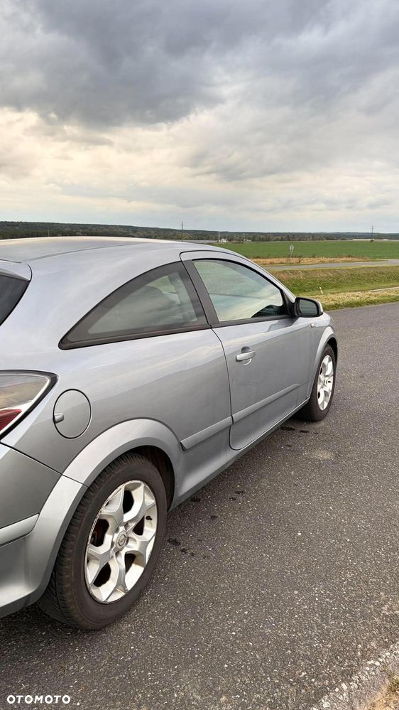 Opel Astra - 4