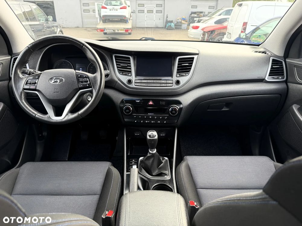 Hyundai Tucson blue 1.7 CRDi 2WD Advantage - 13
