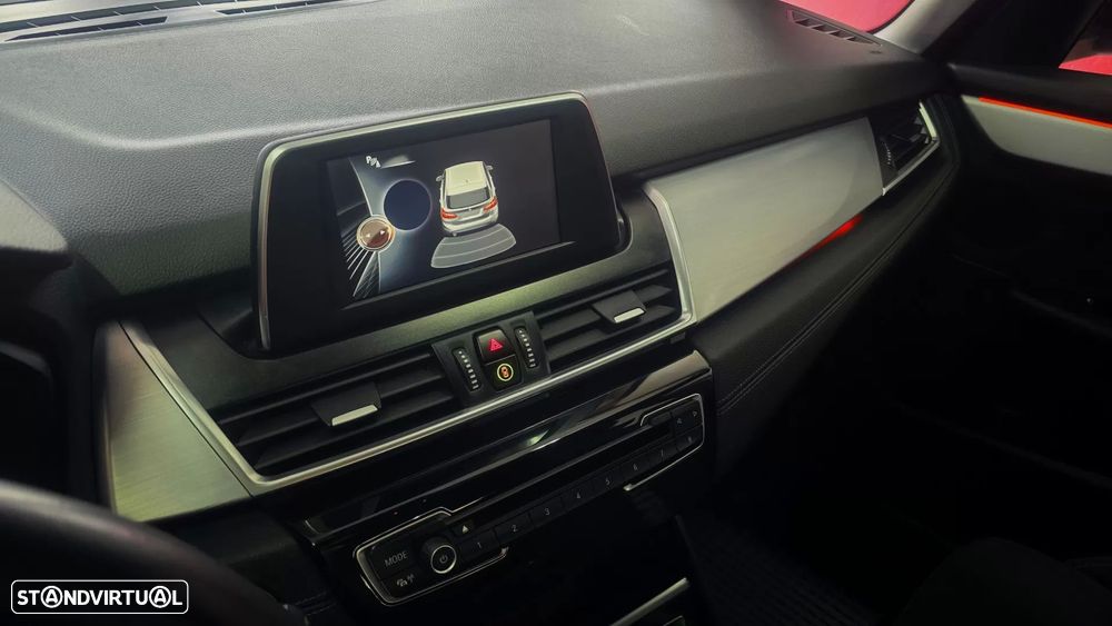 BMW 216 Active Tourer d Line Sport - 28