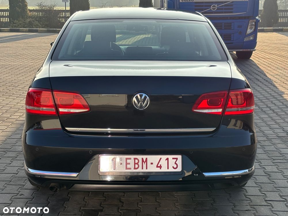 Volkswagen Passat - 6