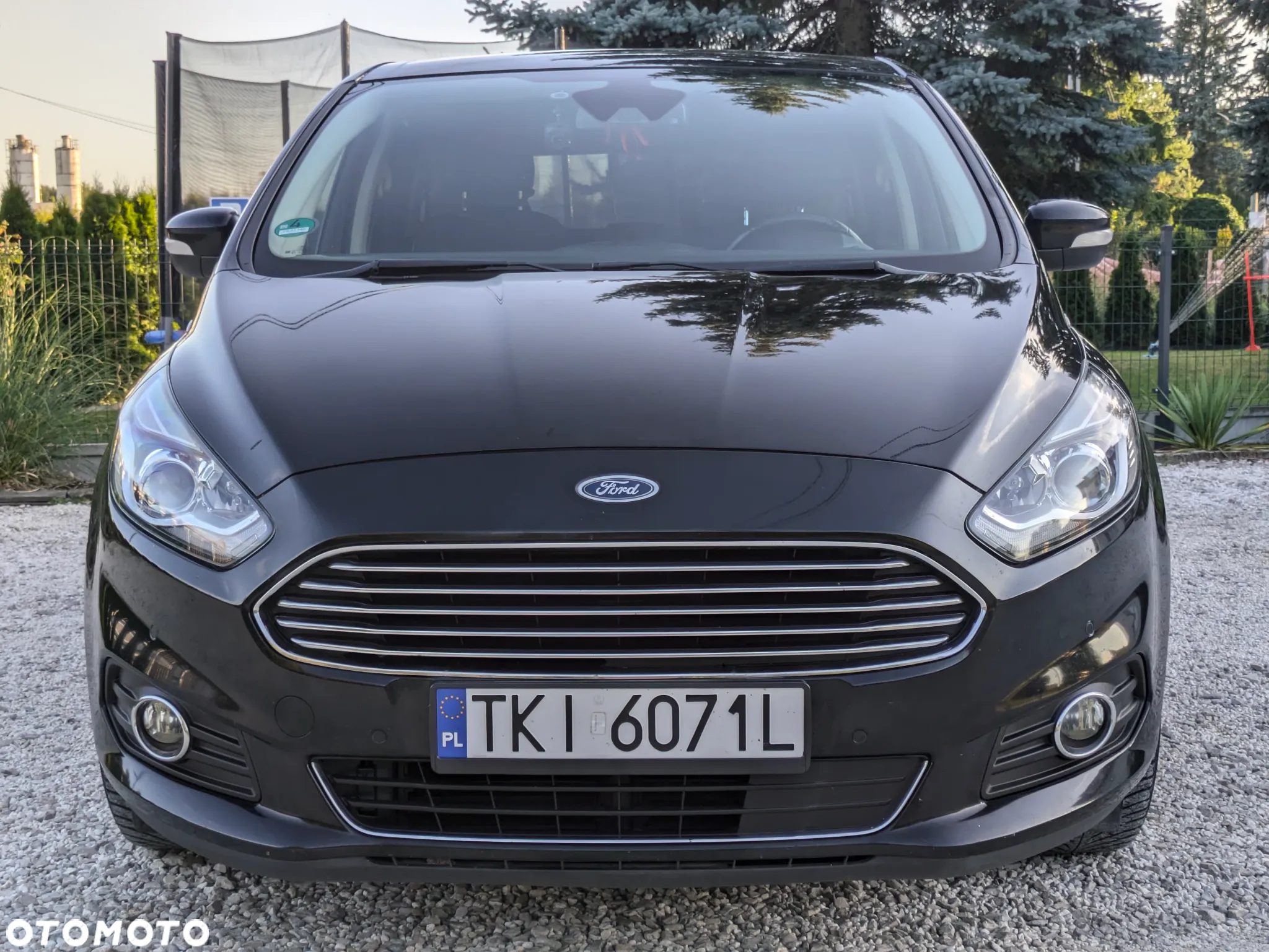 Ford S-Max - 10