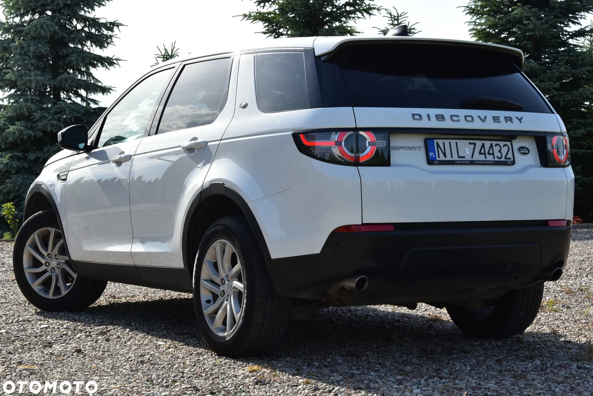 Land Rover Discovery Sport 2.0 TD4 HSE Luxury - 37