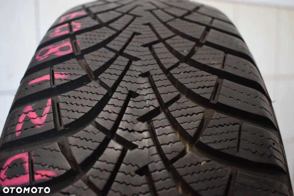 R16 205/60 Goodyear Ultra Grip 9 Wysyłka gratis! - 1
