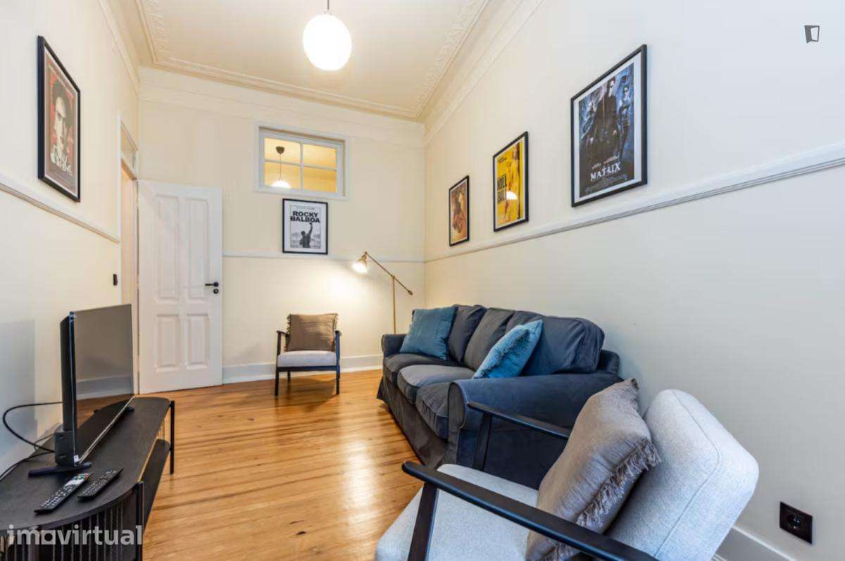 Quarto - localizado em Anjos Lisbon - Grande imagem: 5/23