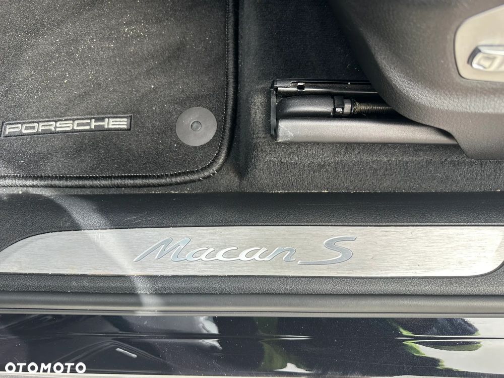 Porsche Macan S - 10