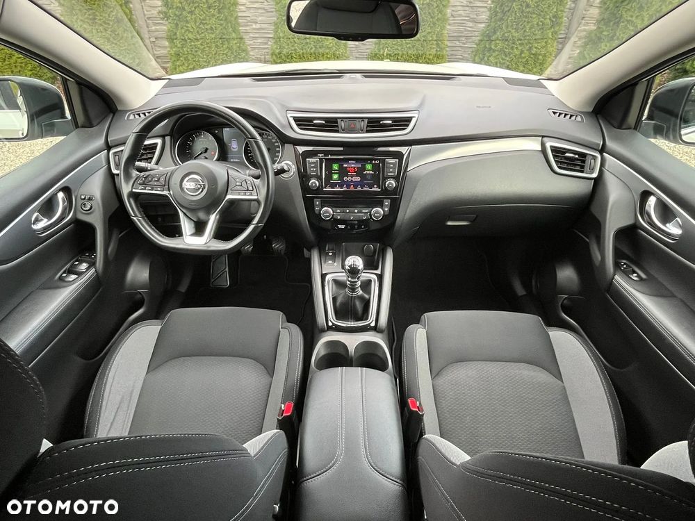 Nissan Qashqai 1.3 DIG-T N-Connecta - 4