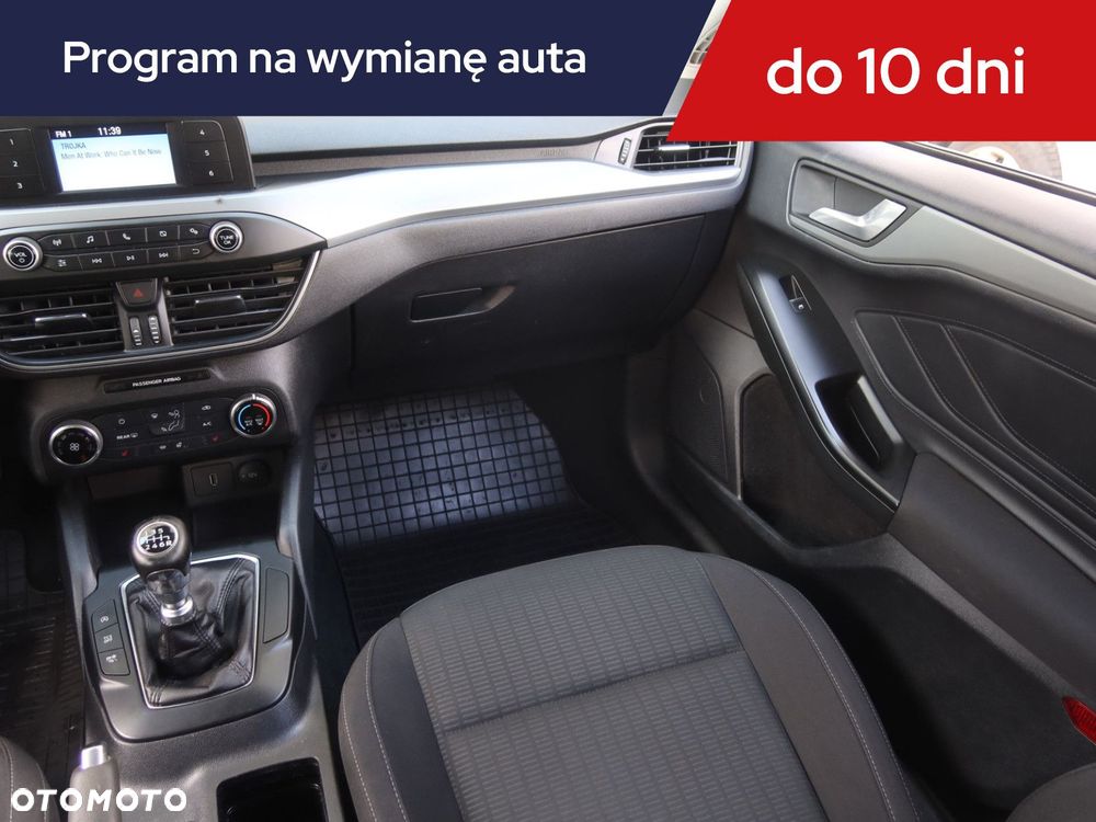 Ford Focus - 10